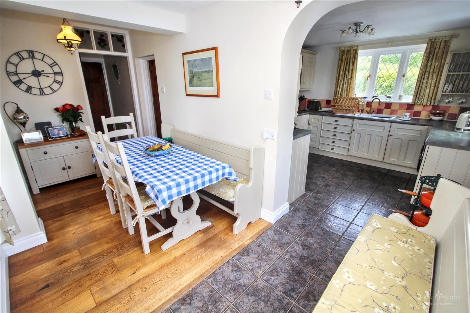 Crookham Common Road, Brimpton, Reading